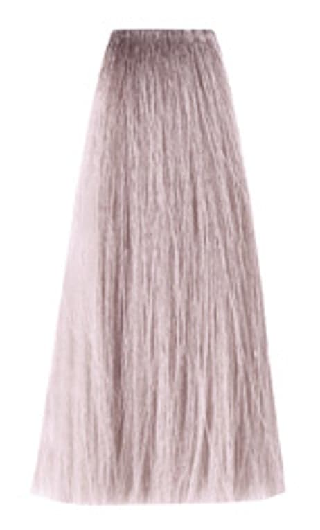 Ypač šviesinanti perlinė blondinė